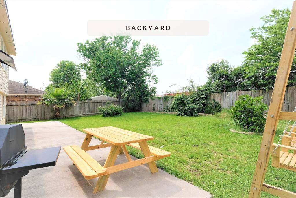 Katy, Grand Texas Size House, 6 Bedrooms 14 Beds - Sedgecreek Kültér fotó